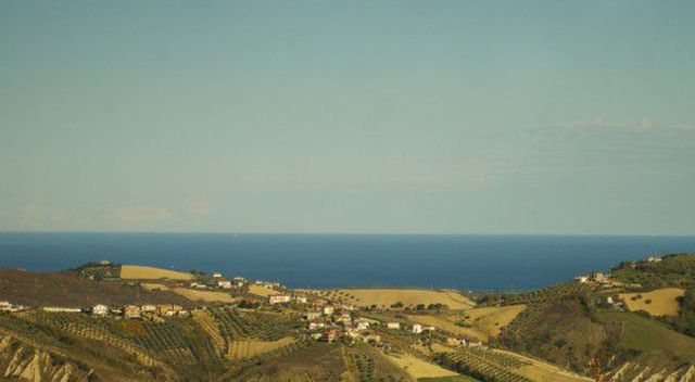 Земельный участок в Атри