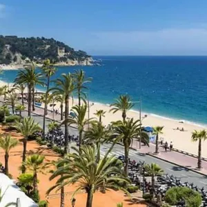 Отель в Льорет-де-Мар, фото 2