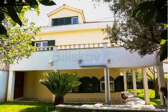 Отдельный дом в Сплит