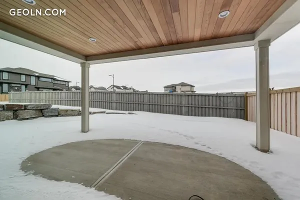 Windermere Triumph Bungalows in Edmonton