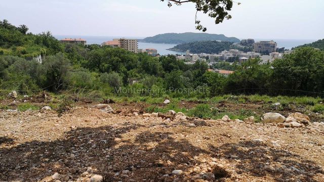 Земельный участок в Бечичи