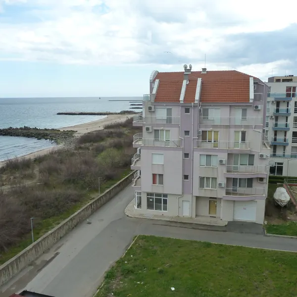 Квартира в Поморие, фото 1