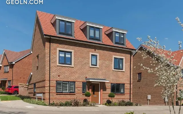 Nightingale Fields at Arborfield Green in Wokingham