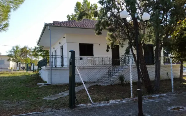 Отдельный дом в Agios Athanasios