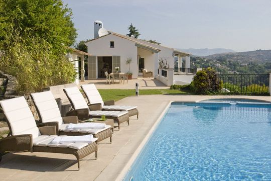 Дом в Антиб