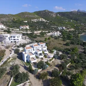 Вилла в Loutraki - Perachora, фото 3