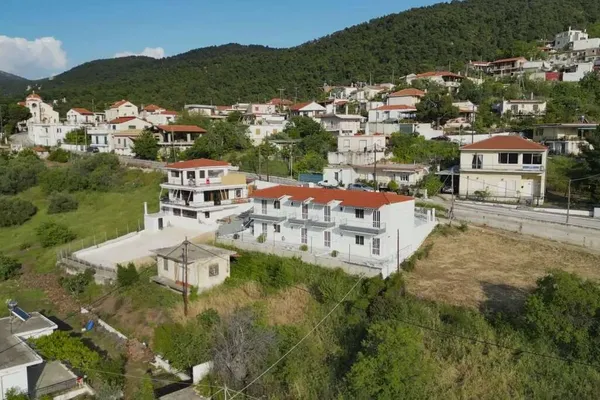 Коммерческая недвижимость в Loutraki - Perachora