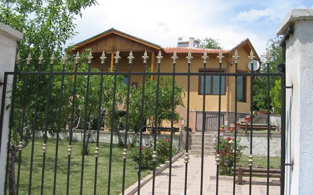 Дом в Сандански