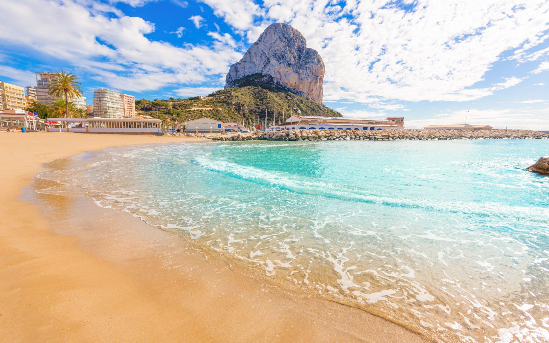 Costa Blanca Estate